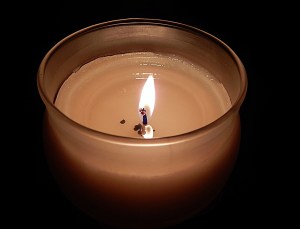 candle-1428234_1280